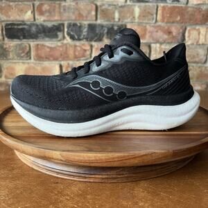 Saucony Triumph 23 Womens Size 6 W Black White Road Running Shoes Sneakers